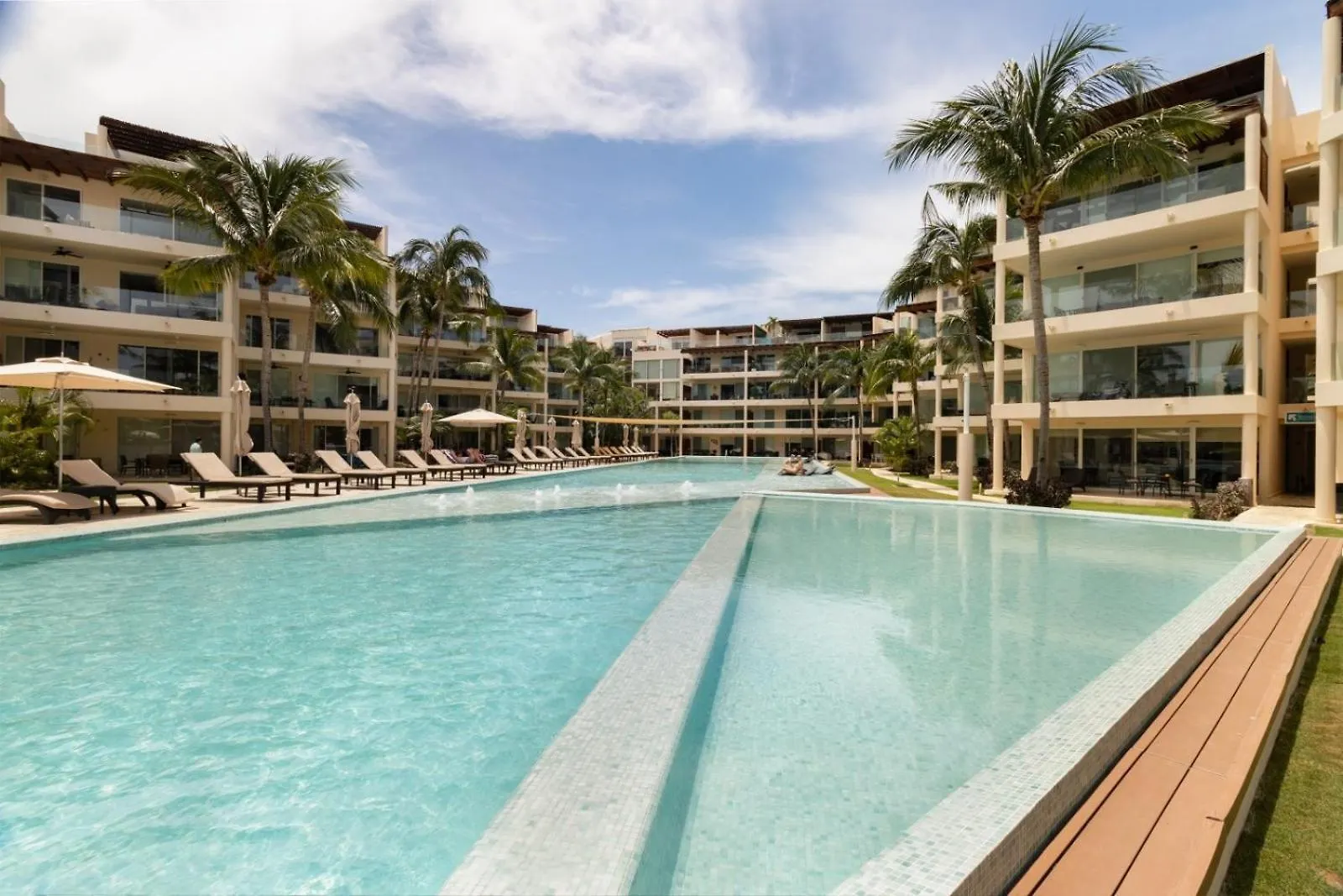 Elements 220 Condo Playa del Carmen Apartment