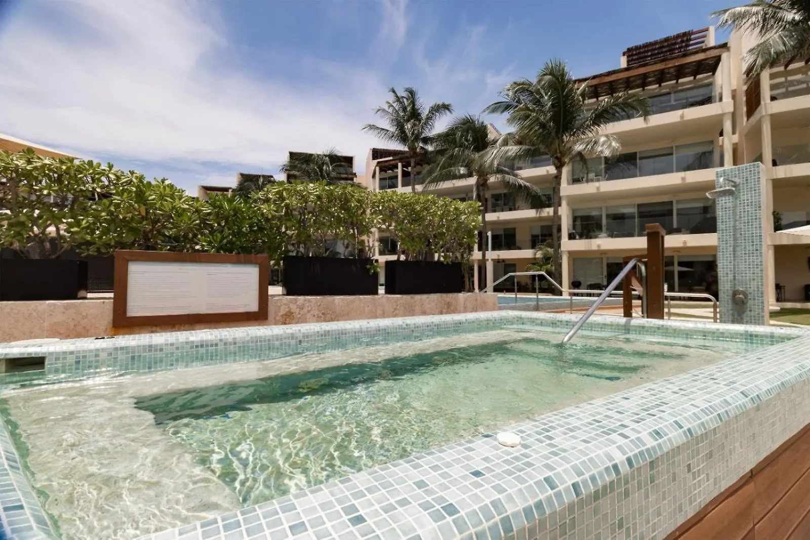 Apartment Elements 220 Condo Playa del Carmen